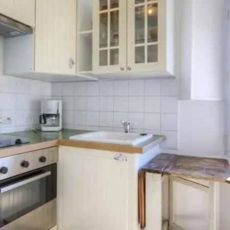 A Tharon: 2 Chambres, Terrasse, Parking, Proche - Fr-1-306-1026 *